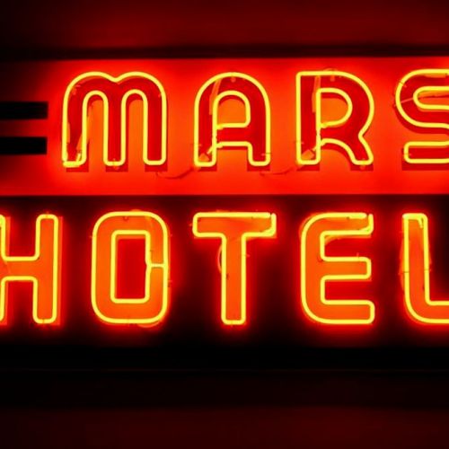 insegne torino dicitura filo neon mars hotel